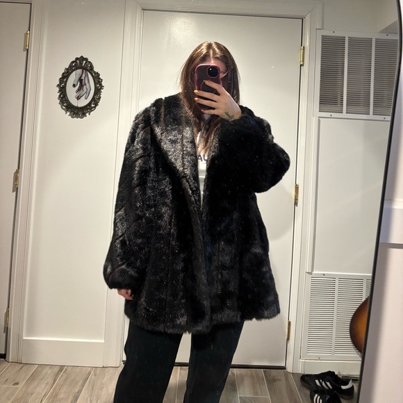 Vintage Olympia Limited Inc Black Tipped In Brown Mid Length Faux Fur Coat - Picture 6 of 7